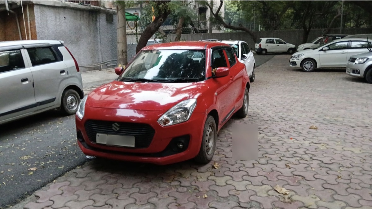 Original marketplace car photograph before guarded enhancement